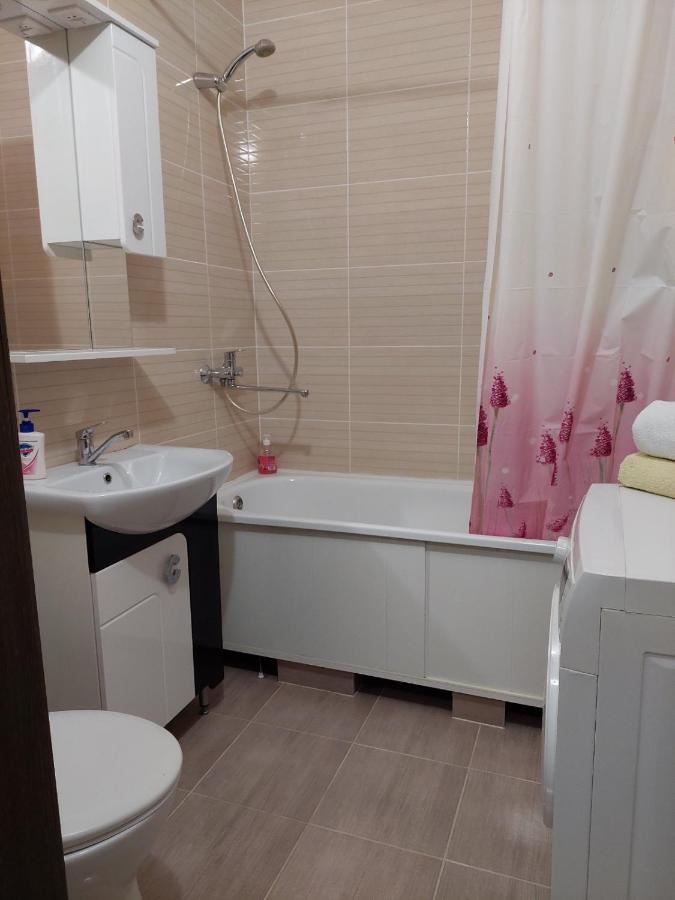 Appartement Новобудова Центр à Lutsʼk Extérieur photo