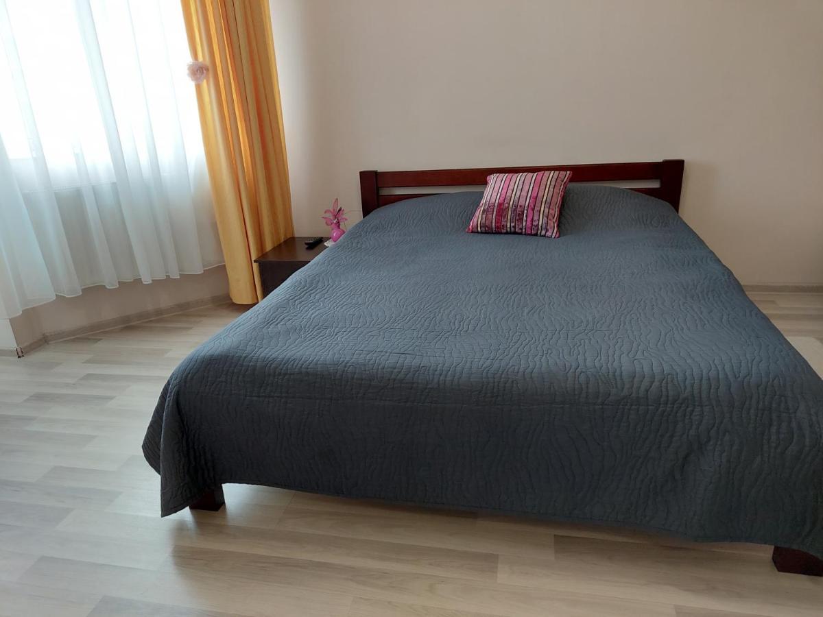 Appartement Новобудова Центр à Lutsʼk Extérieur photo